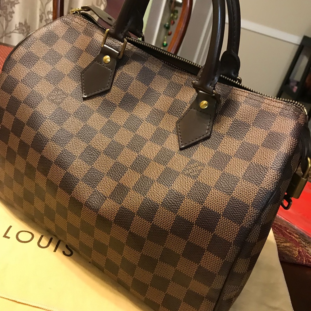 Authentic Louis Vuitton Damier Speedy 30